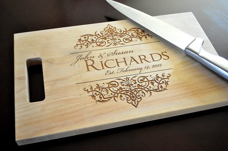 Elevate Your Kitchen: 5 Snazzy Ways to Personalize a Wooden Cutting Board